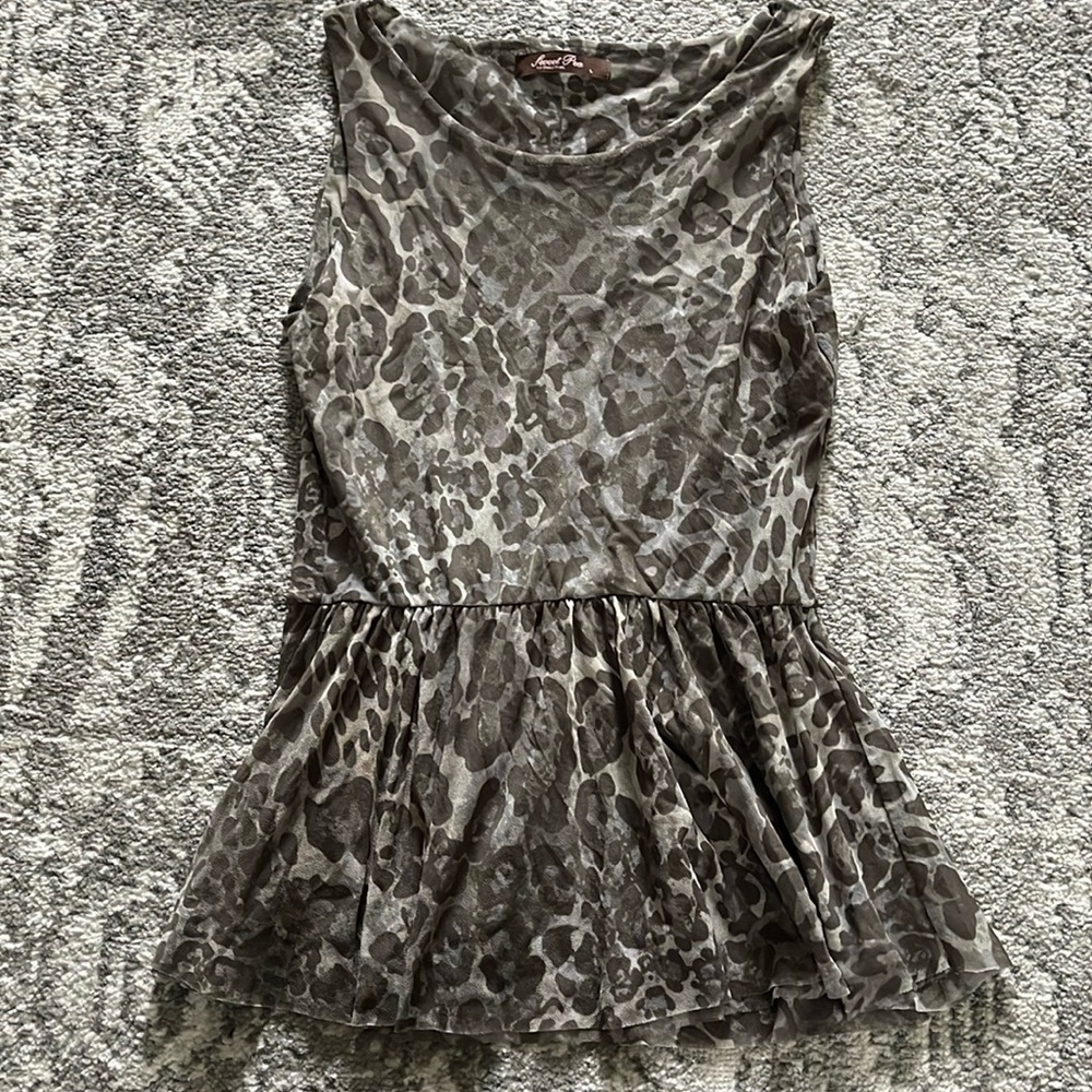 Beautiful Sweet Pea peplum top